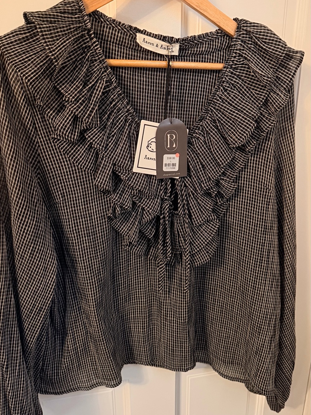 Aaron & Amber Black Gingham Ruffle V-Neck Blouse